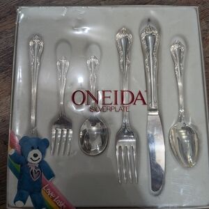 Oneida Silverplate Flatware Set with Ornate Design
